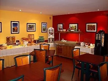 Logis Hotel-restaurant Le Chene 3*