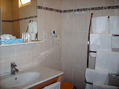 Logis Hotel-restaurant Le Chene 3*